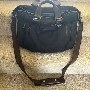 Tumi Alpha Bravo Yuma Slim Brief Messenger bag